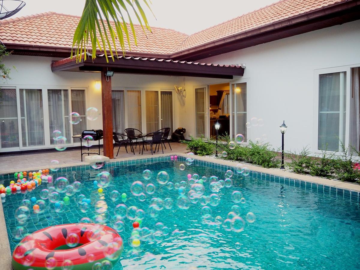 The Beach Pool Villa Pattaya Eksteriør billede